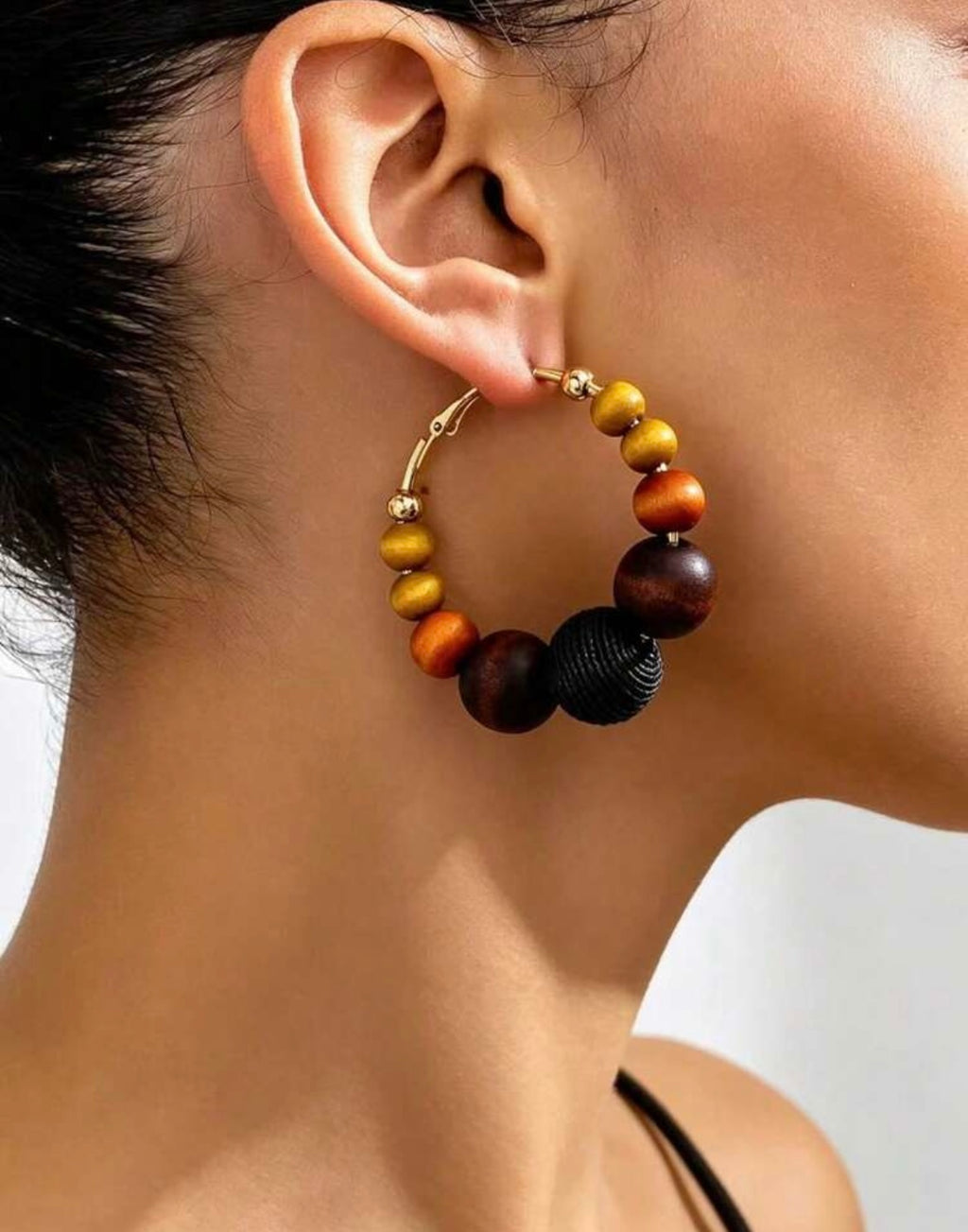 Boucles d'oreilles créoles à la mode